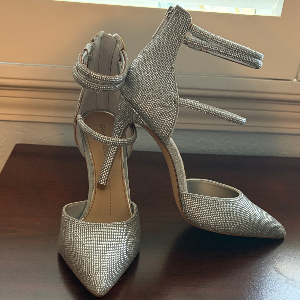 Gianni Bini ~ Shimmering Silver Heels